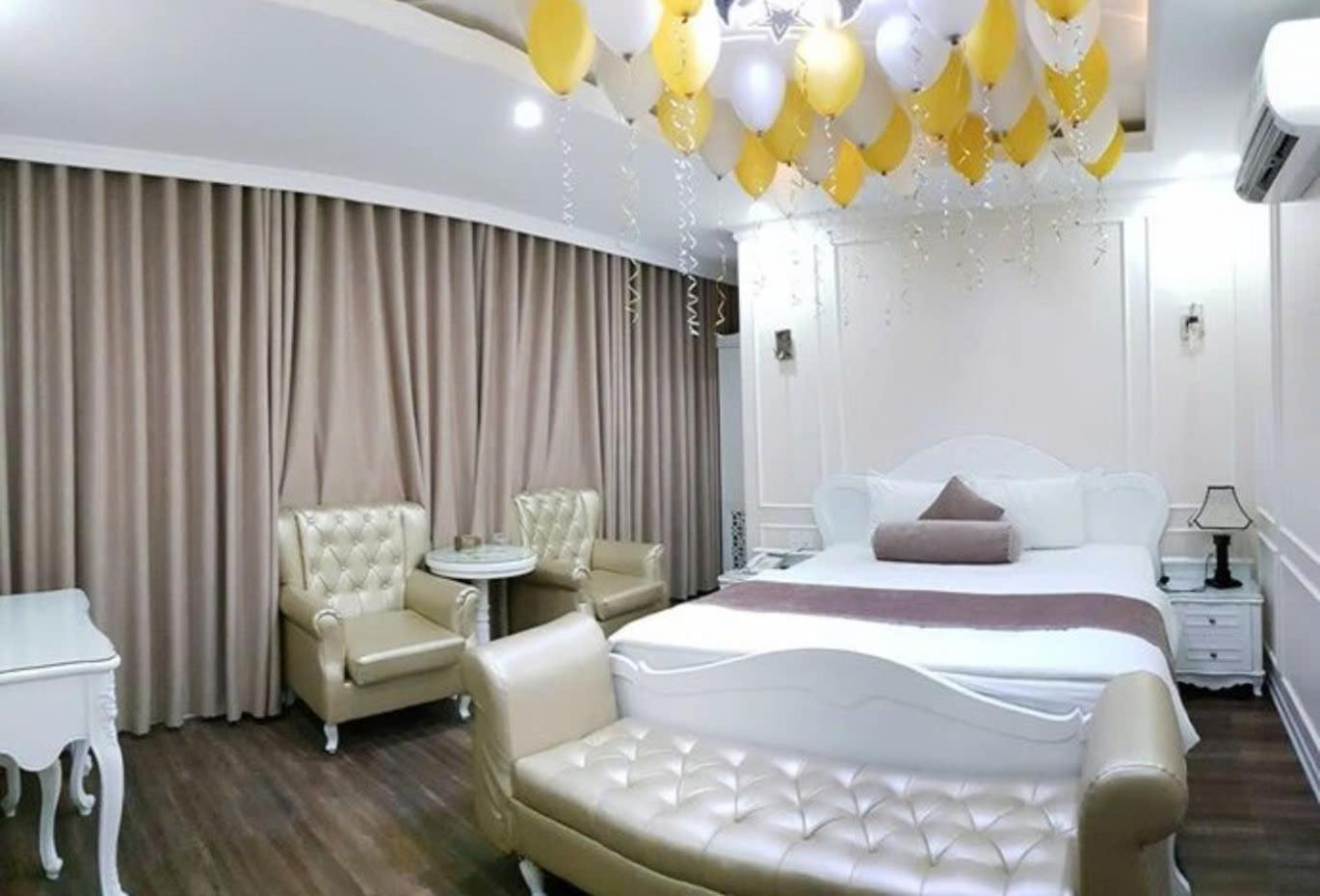 Khai Hung Hotel Binh Chanh Ho Si Minh-város Kültér fotó